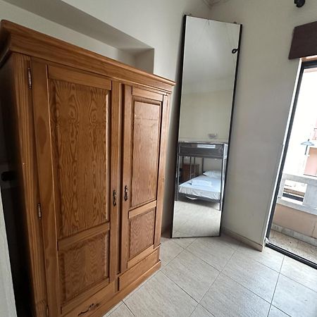 Guest In Ninho Appartement Lissabon Buitenkant foto