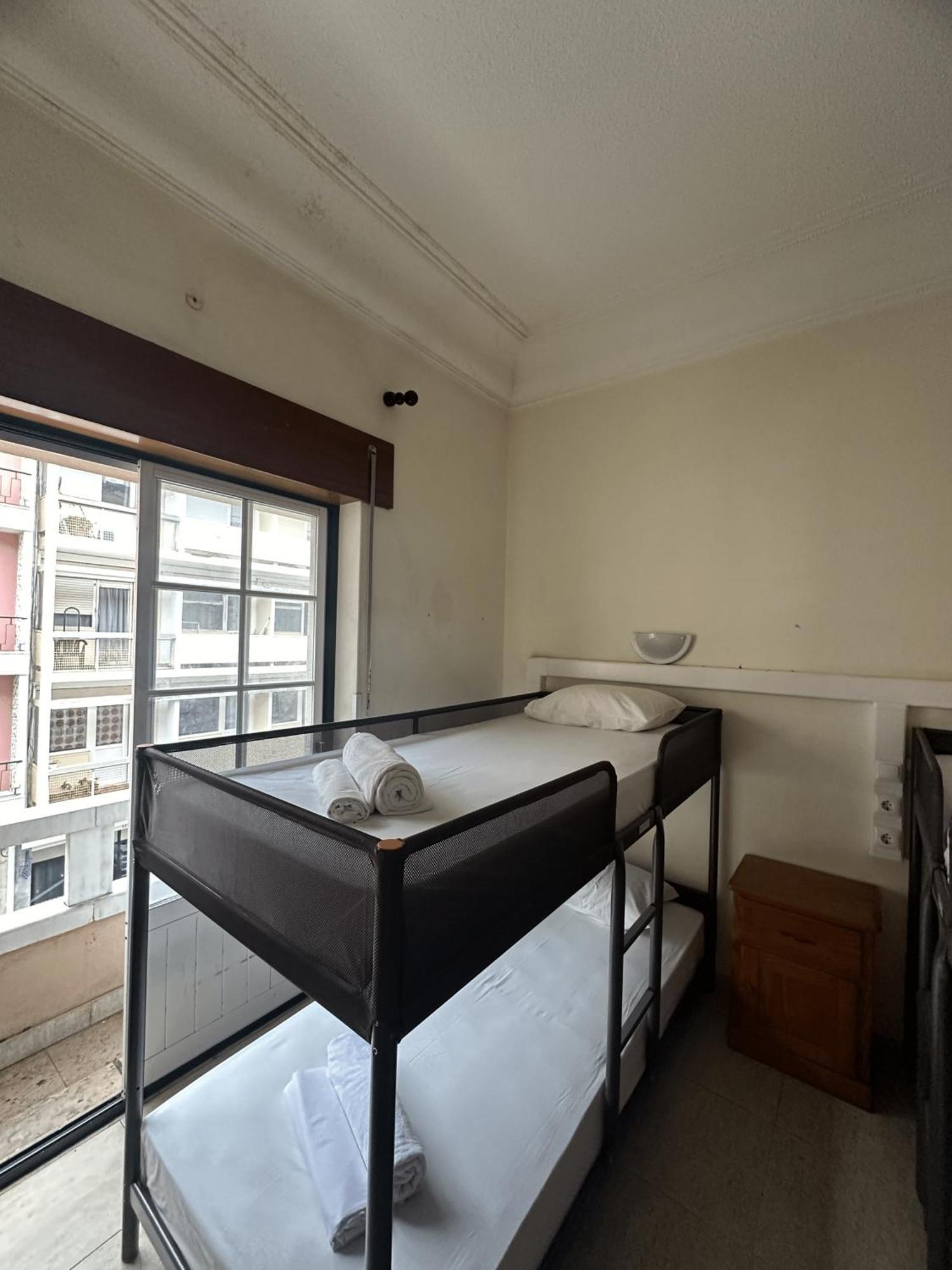 Guest In Ninho Appartement Lissabon Buitenkant foto